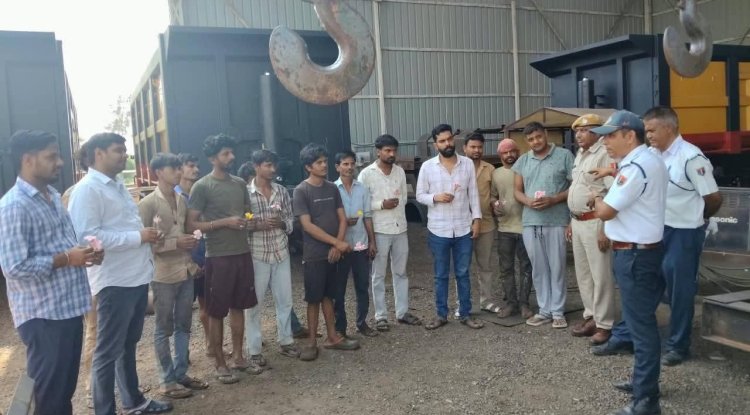 वाहन चालकों का सम्मान कर जयपुर ग्रामीण पुलिस ने दिया सड़क सुरक्षा का संदेश